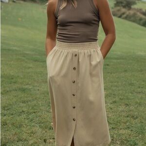 Elegant Tan Midi Skirt